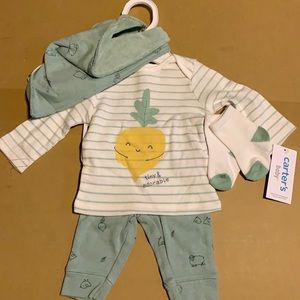 Carter’s 4pcs outfit
